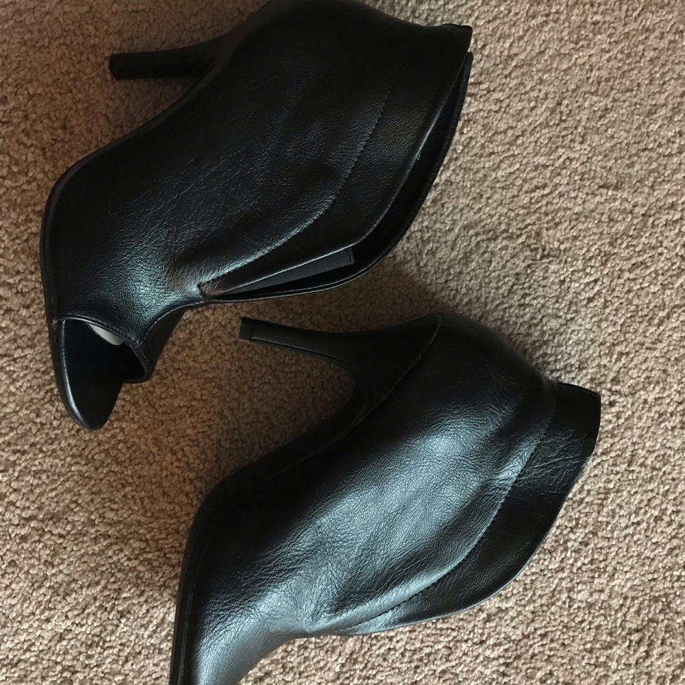 Black peep toe booties